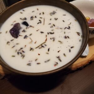 Brass Dish Candle - Vanilla Lavender