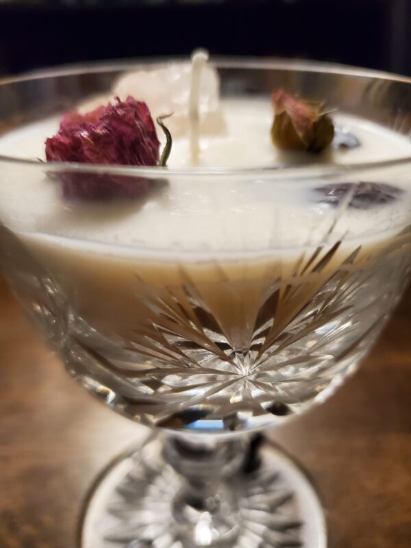 Glass goblet candle -  Vanilla Rose - Image 2
